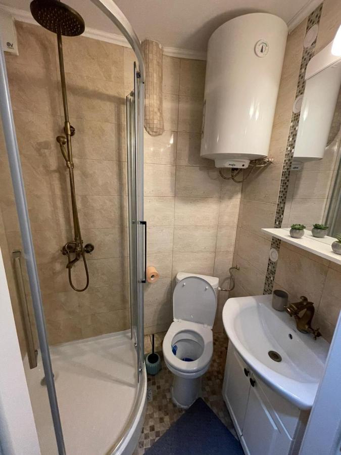 Domum - Old Town - Smardan Apartment Bukares Bagian luar foto